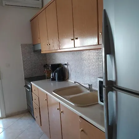 ευρύχωρο διαμέρισμα, 200μ. από τη θάλασσα. Nea Kallikrateia