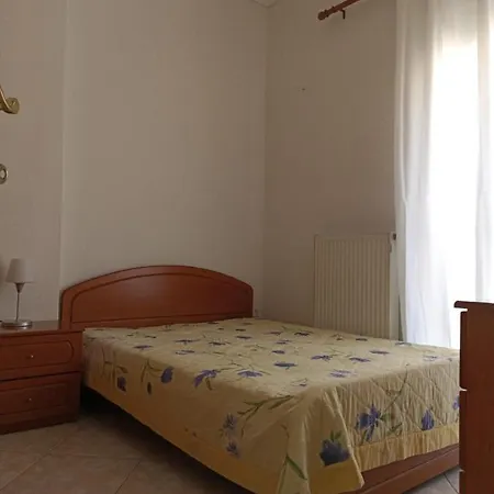 Apartment ευρύχωρο διαμέρισμα, 200μ. από τη θάλασσα. Nea Kallikrateia
